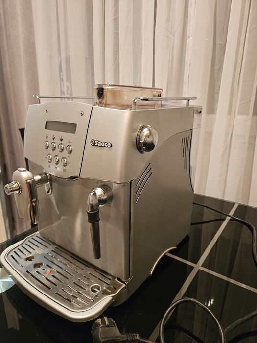 Кафе машина Saeco