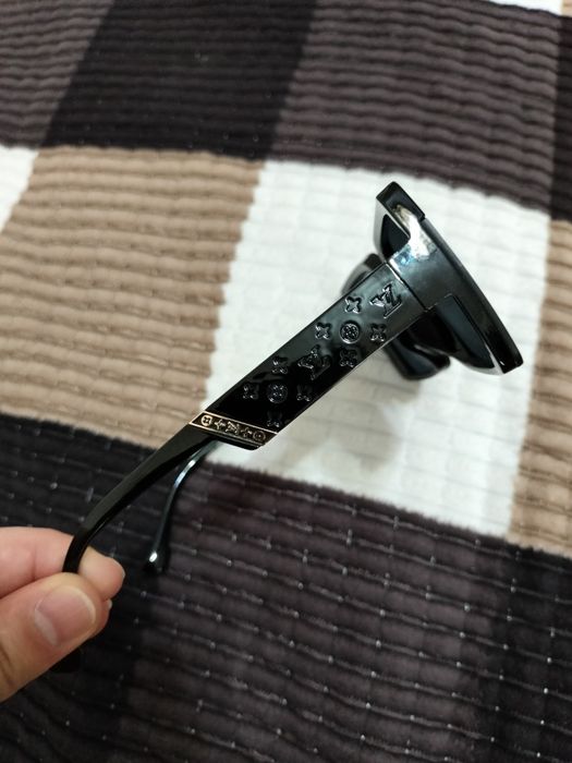 Продаю очки Louis Vuitton чёрный новый