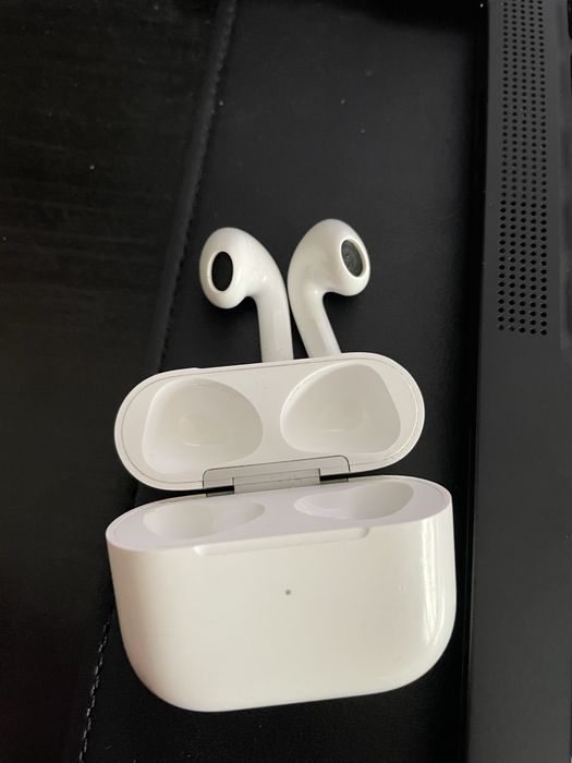 Airpods Gen 3 A2564