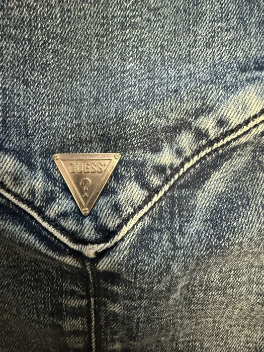 Оргинална дънкова рокля Guess