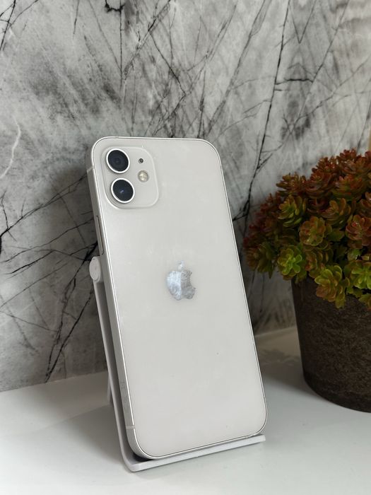 В продаже IPhone 12 128GB