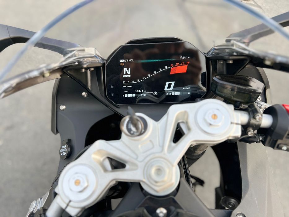 Мотоцикл BMW S1000RR 400сс