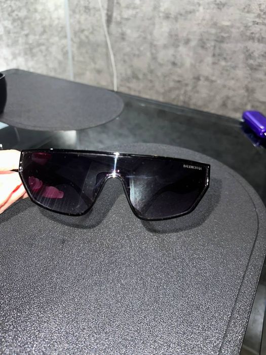 Очки новые продаю солнцезащитные