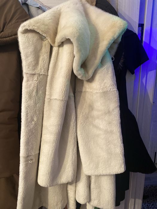 Продам шубу бобёр-норка капьюшон