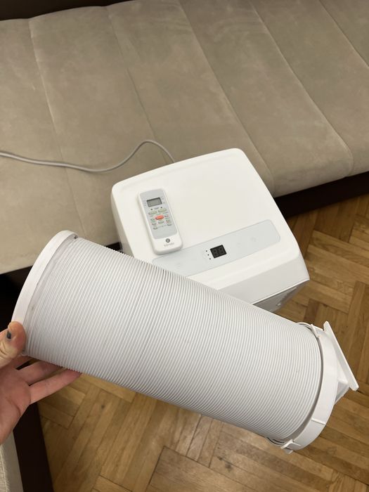 Aparat de aer conditionat portabil Klindo KMAC9KM-22, clasa A