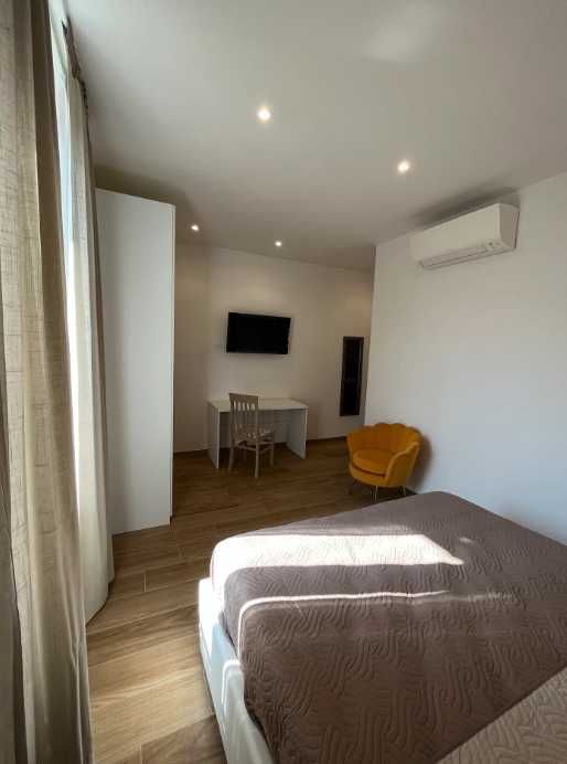 Дава се под наем Двустаен апартамент в Пловдив, Кършияка - 63 кв.м за 348.84 € - Снимка #2