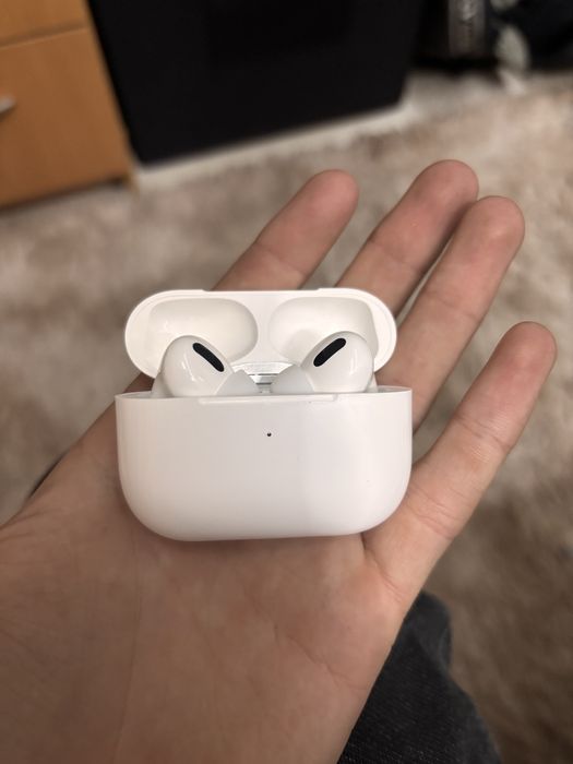 Airpods Pro в продаже
