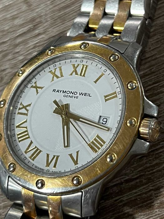Часовник Raymond Weil Tango