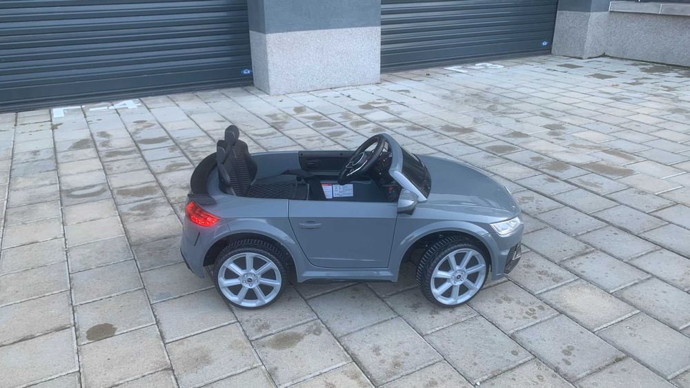 PROMO НОВА!! Електрическа Детска Кола Audi TT RS  - Еlectric 60W!