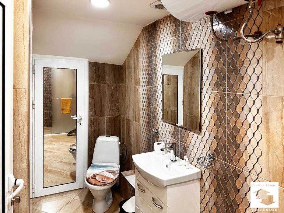 Продава се Тристаен апартамент в Велико Търново, Колю Фичето - 75 кв.м за 1600 €/кв.м - Снимка #8