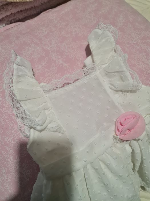 Официална бяла рокля 80 - 86 р-р