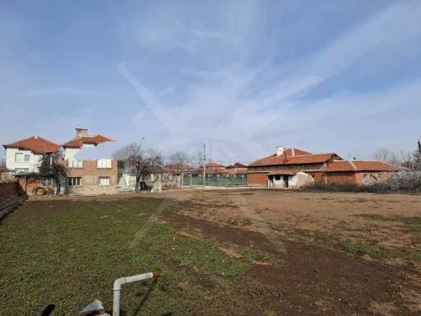 Двуетажна къща в Чешнегирово! 89669