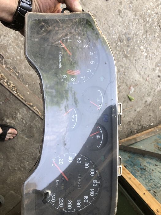 Продам запчасти на митсвбиси эклипс g1