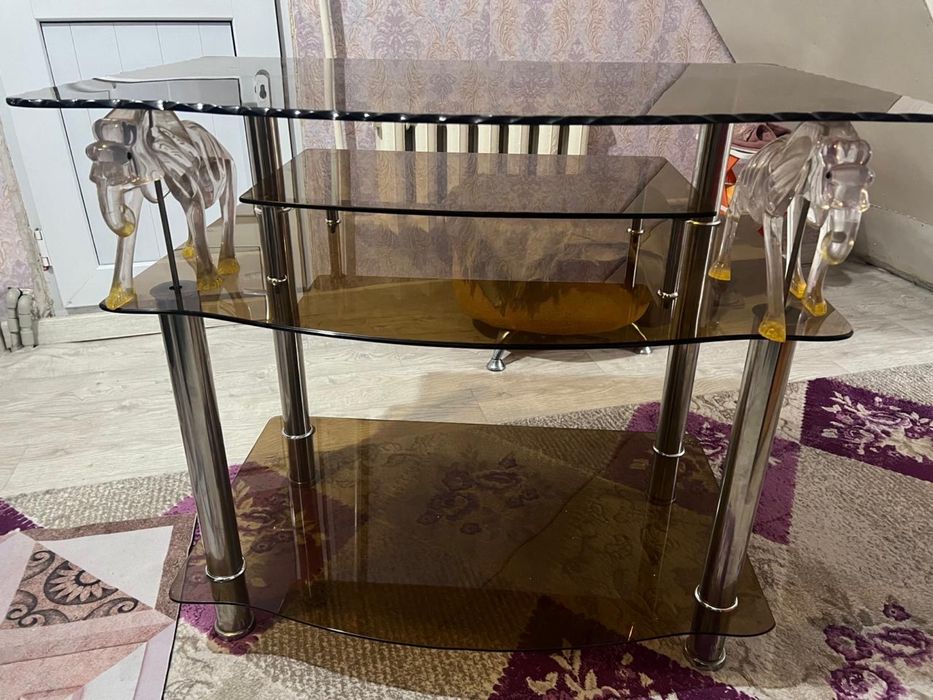 Продается подставка под телевизор