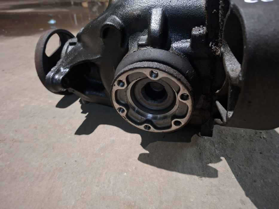 Grup spate raport 3.23 motor N47 20D BMW E90 E91 Cod 7591020 in stare buna de funcționare