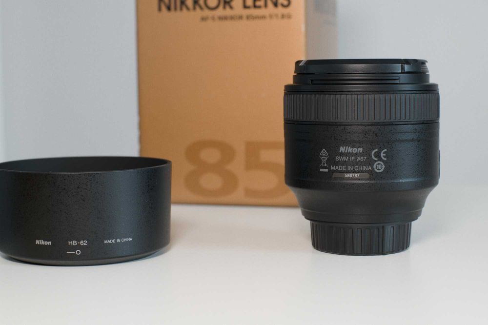 Obiectiv Nikon 85mm 1.8G ca nou, montura Nikon F
