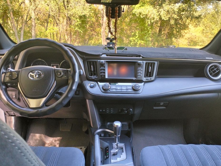 Продам  Toyota Rav 4