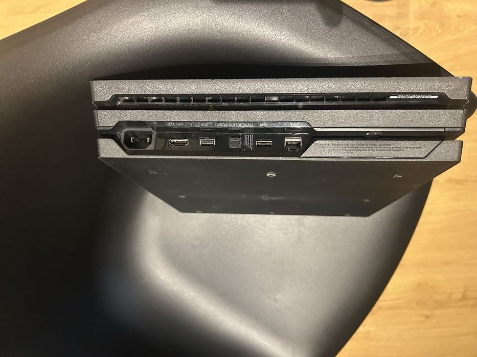 Playstaion 4 pro