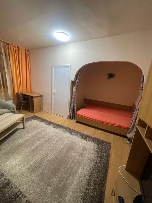Proprietar,închiriez apartament cu o camera