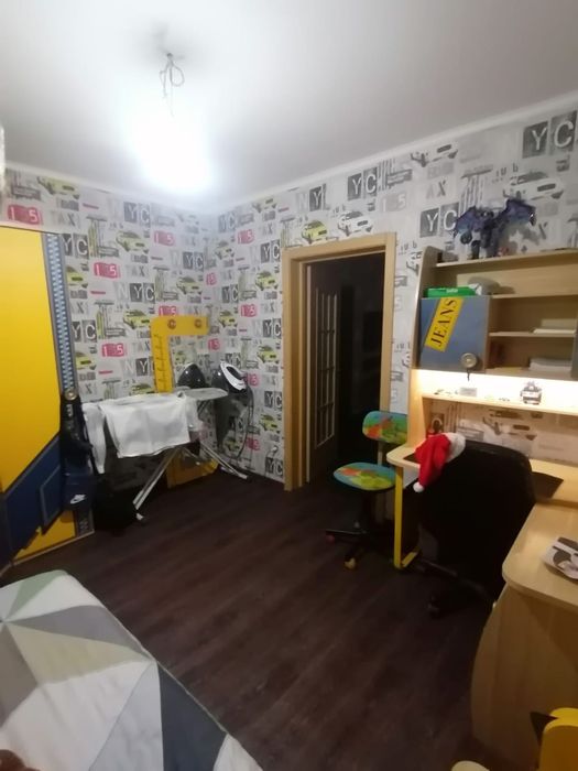 Продам подростковую спальную гарнитуру