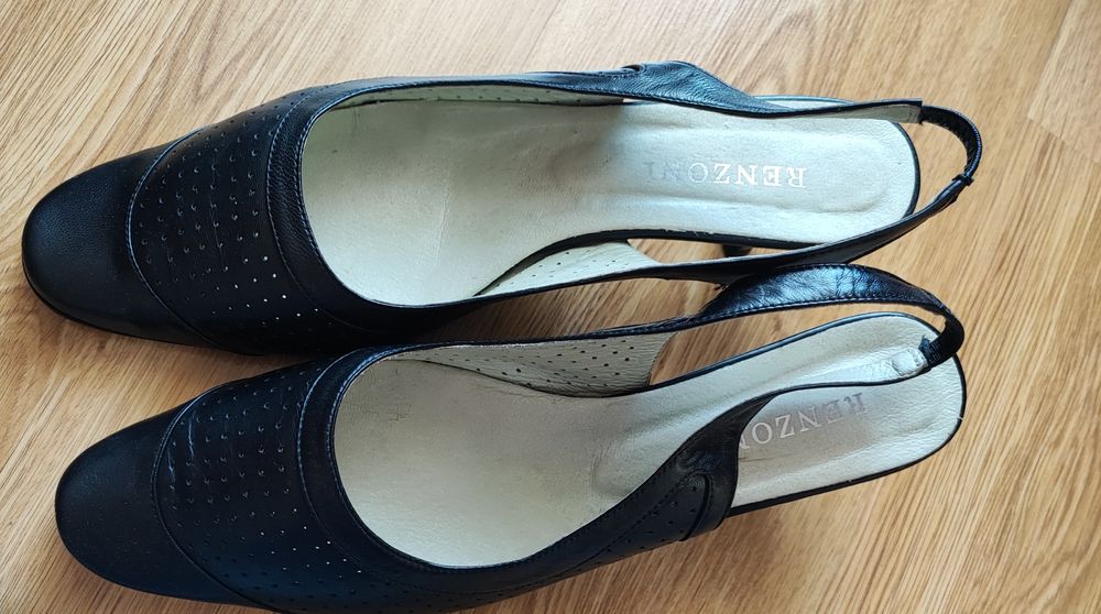 Туфли женские босоножки