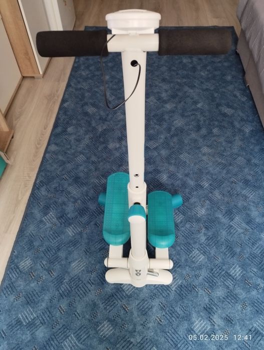 Stepper cu maner
