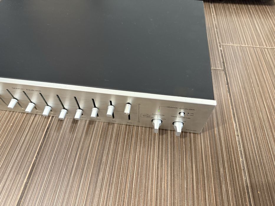Fisher EQ-3000 Еквалайзер