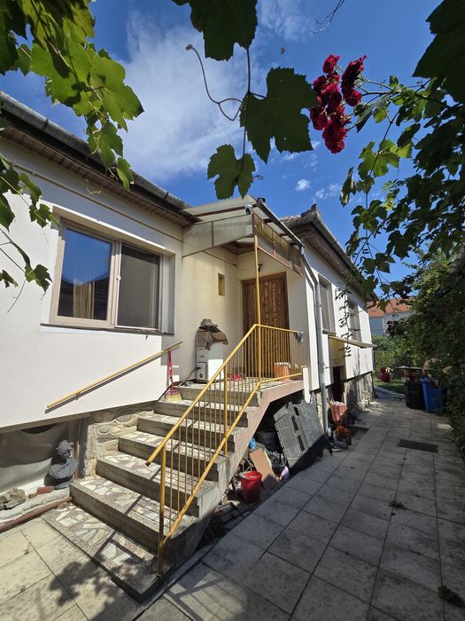 Vând Casă zona Calea Dumbrăvii-strada Bacovia 545.000 euro