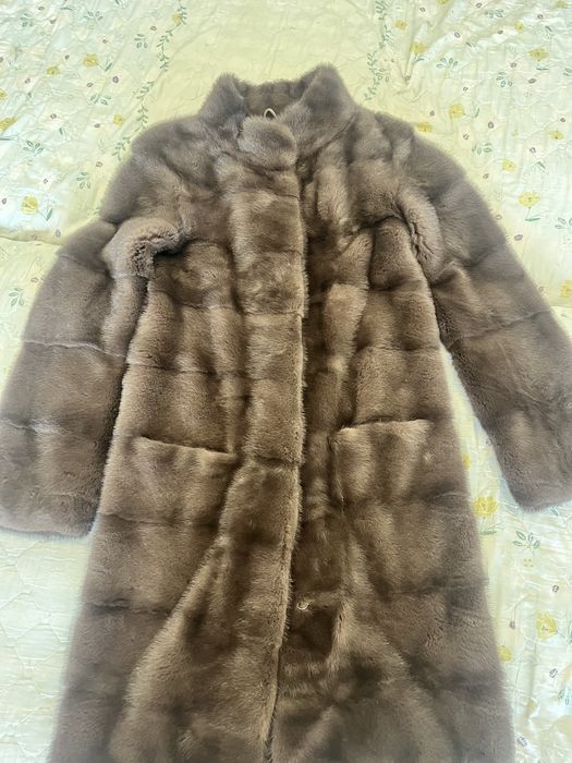 Продам норковую шубу