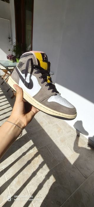 Air Jordan 1 Mid ”Cave Stone” limited edition