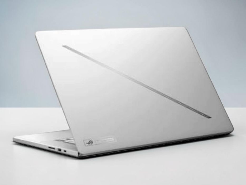 НОВ Геймърски Лаптоп Asus ROG Zephyrus G16 OLED 240Hz Ultra 9 32RAM 1TB RTX 4070 Гаранция!