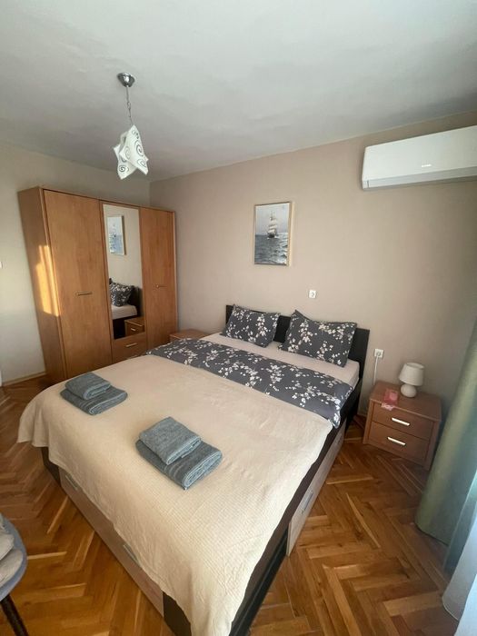 Дава се под наем Тристаен апартамент в Бургас, Лазур - 100 кв.м за 561 € - Снимка #5