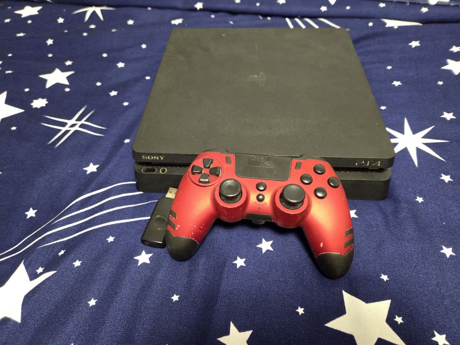 Vand PS4 slim 500GB, Negociabil