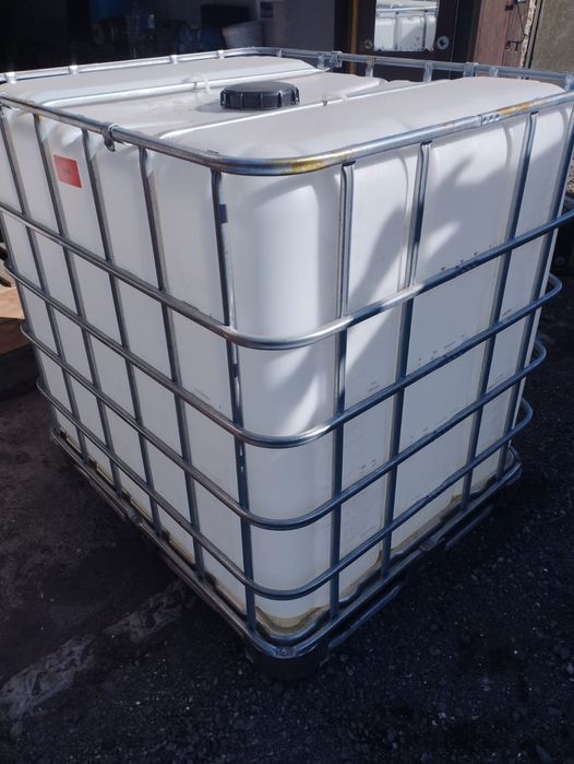 Еврокуб на железном поддоне