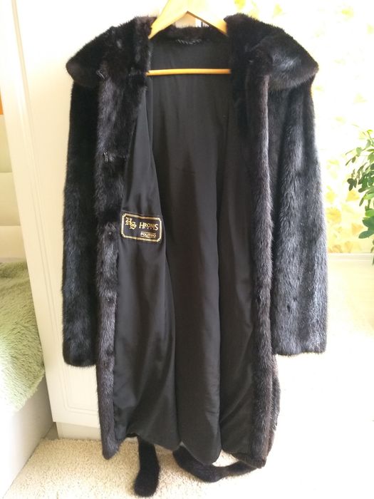 Продам норковую шубу