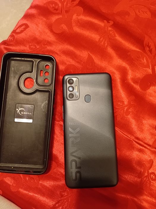 Продам Техно Спарк-7