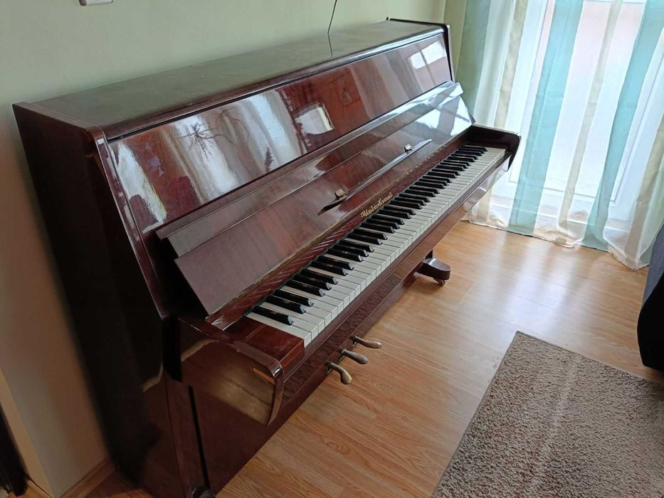 пиано Чайковски - класическо