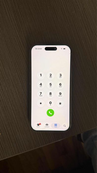 Vând iPhone 16 Pro, 128 GB, în stare foarte bună, folosit cu grijă.