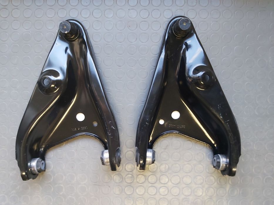 Оригинални носачи Dacia Lodgy ,Dokker