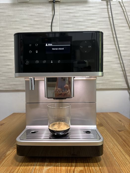 Expresor Miele CM6350