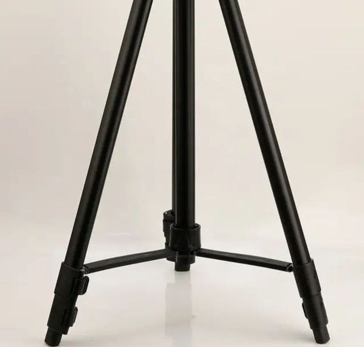 Алуминиева тринога