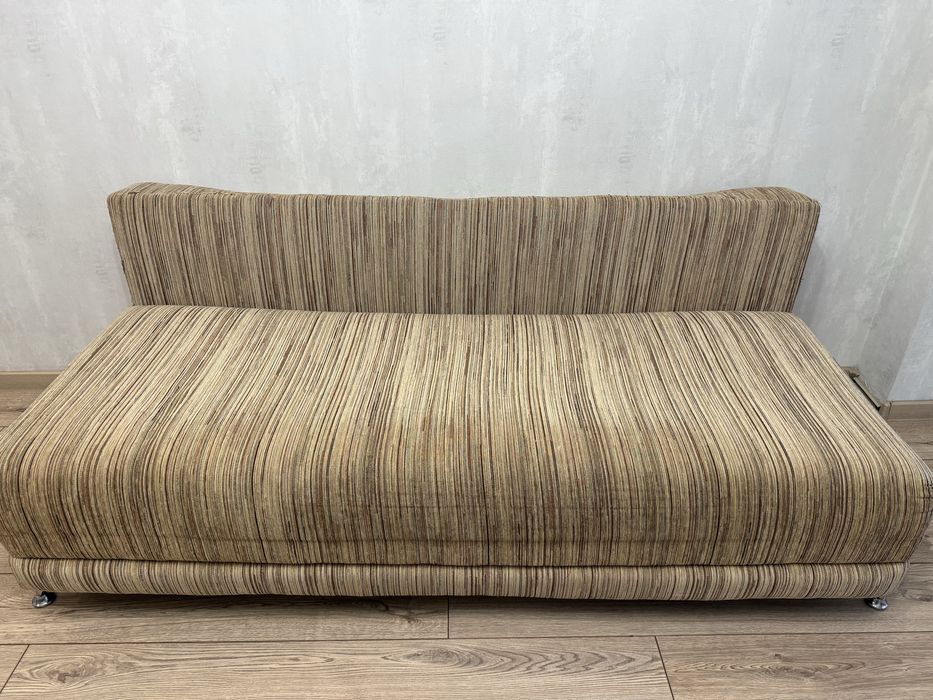 Продам диван раскладной без запаха