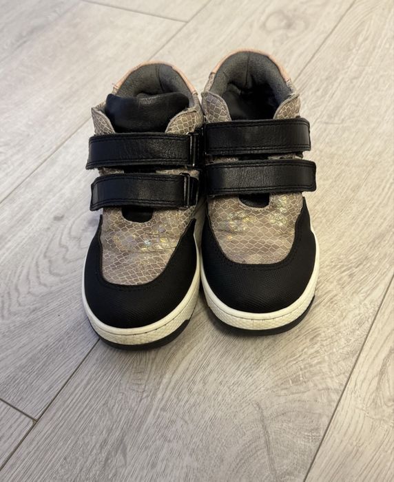 Ботинки для девочки демисезон Турция 29 р