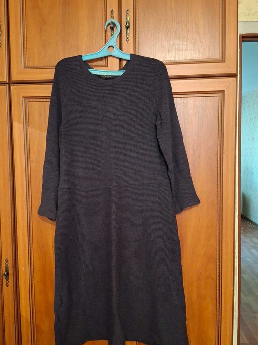 Платье шерстяное трикотажное Великобритания серое бренд Jaeger