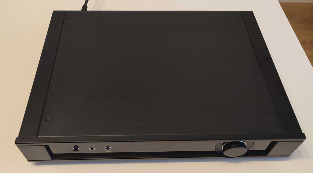 Стерео усилвател Rega Elicit MK5