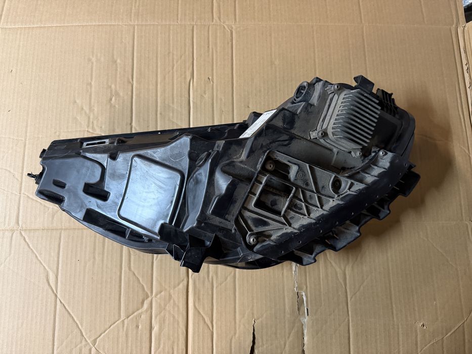 Far stanga Tesla Model 3 Model Y Full Led 2017/2018/2019/2020/2021