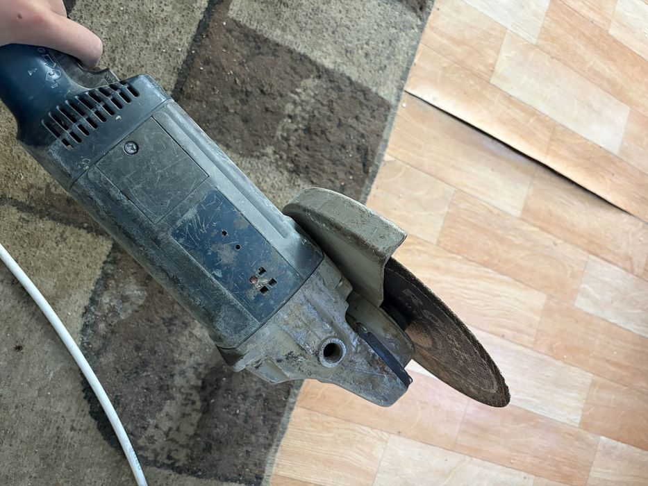 Болгарка жақсы жағдайда бу