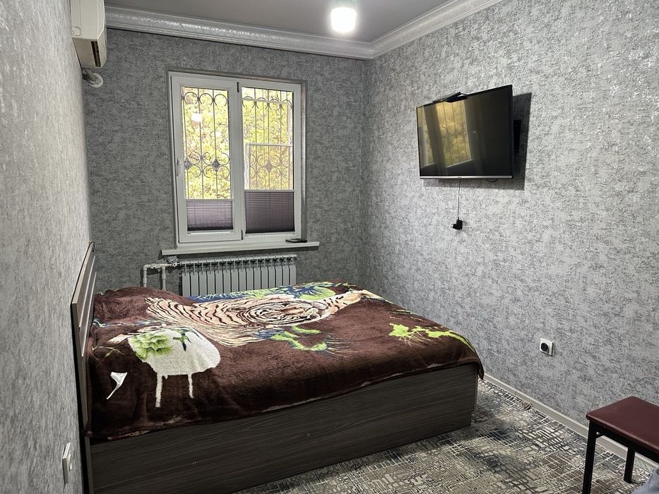 Продается свой 3 комн квартира кара-камыш 1/3