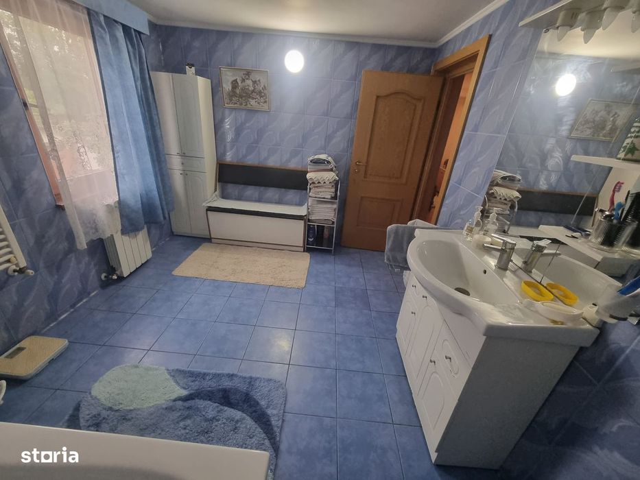 Vilă P+M,teren 1.790 mp,Simeria-zonă rezidențială