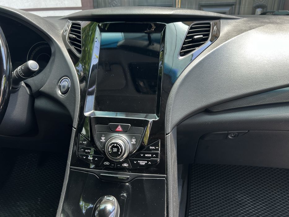 Hyundai Azera 2015
